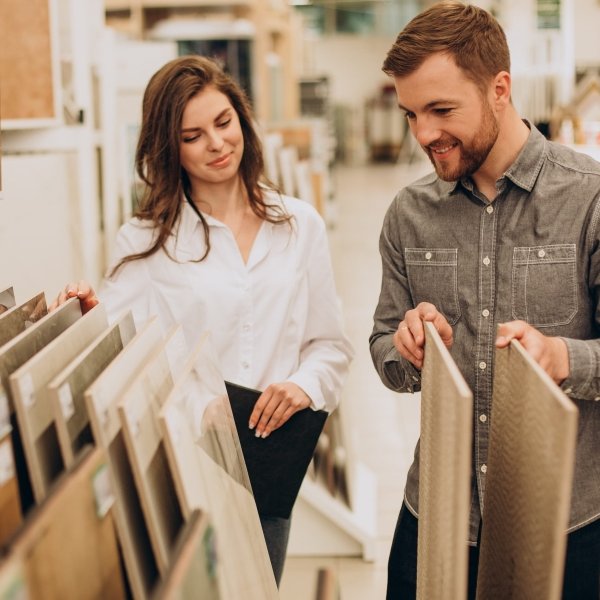 Free flooring design consultations CarpetsPlus of America (Manitowoc)