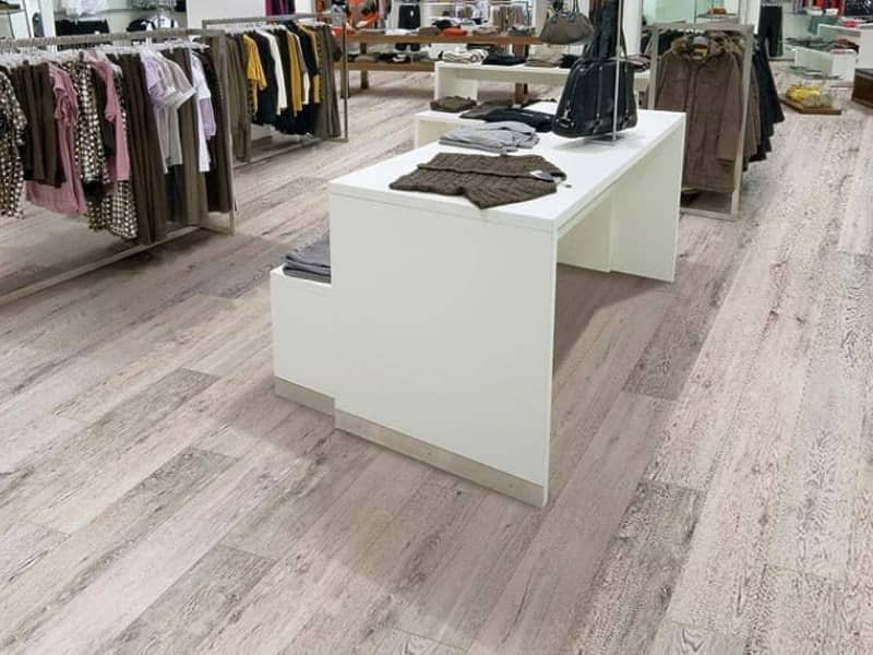 Commercial floors in Manitowoc, WI | Carpets Plus